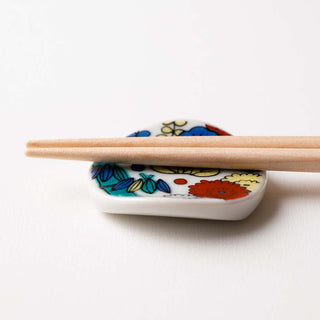 Kutani Seal | Flowers with Chopstick Holder