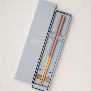 Hashikura  Season 01 | Yugureiro (Dark Pink) with Chopstick Holder