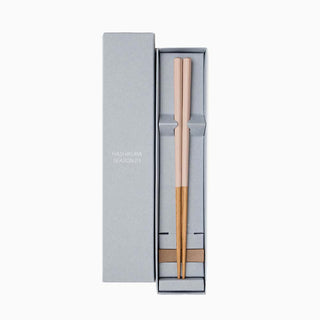 Hashikura Season 01 | Kazeiro (Light Pink) with Chopstick Holder